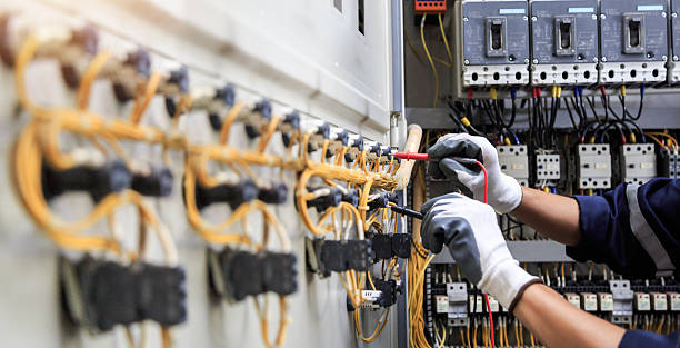 Professional Electrician technician working in Springfield, GA